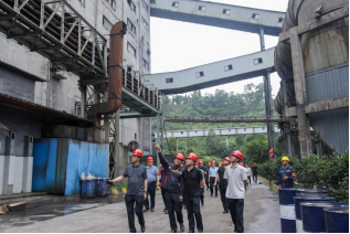 王劲董事长一行端午佳节深入一线视察调研